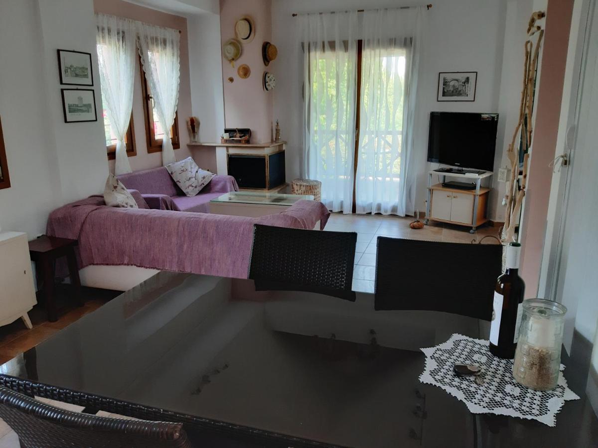 לריסוס Evgenia Maisonette מראה חיצוני תמונה