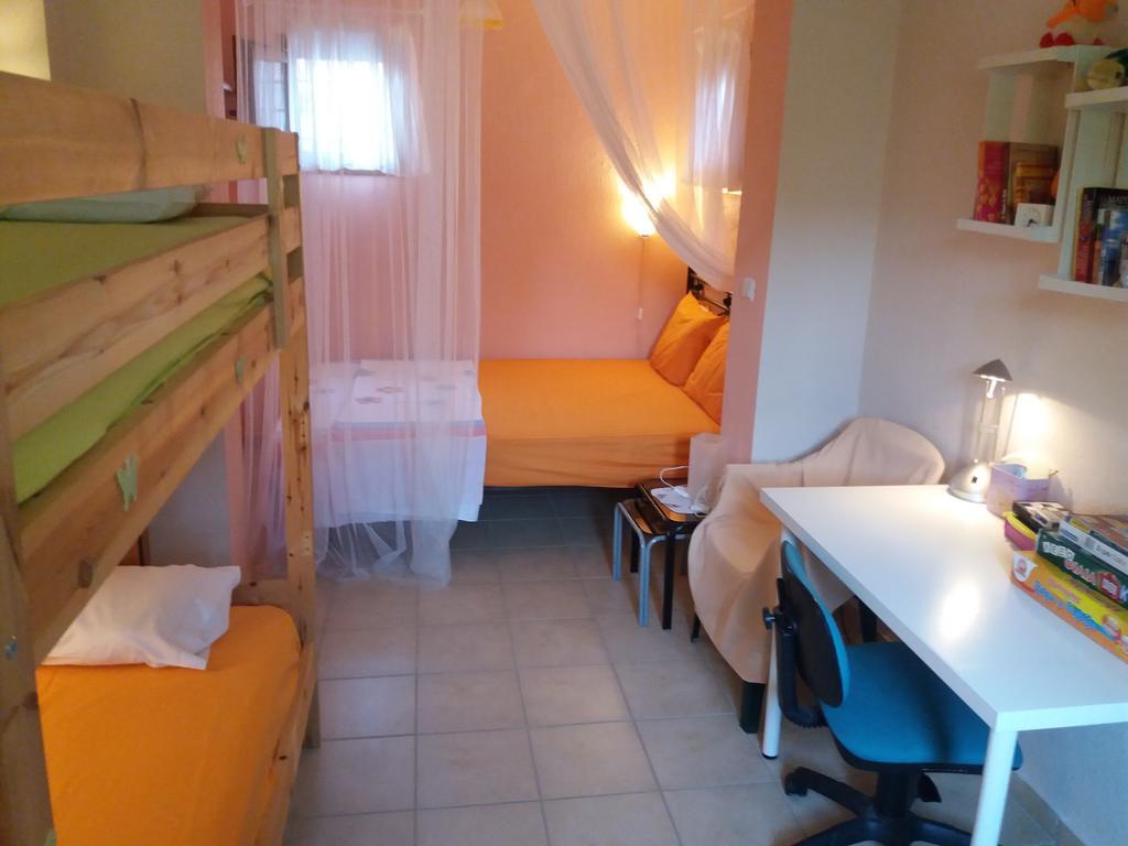 לריסוס Evgenia Maisonette מראה חיצוני תמונה